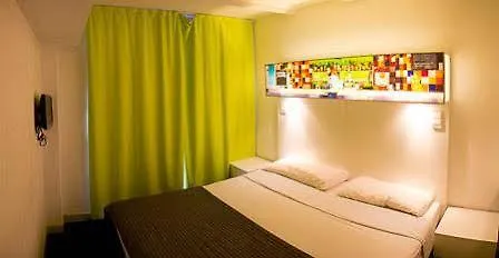 Hostal Gat Xino Barcelona 2*,