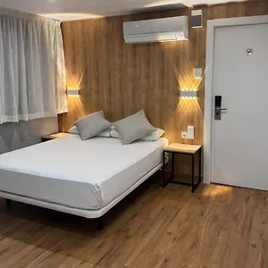 Medicis Hotel